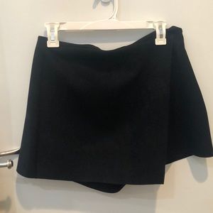 💕 Zara Skort 💕